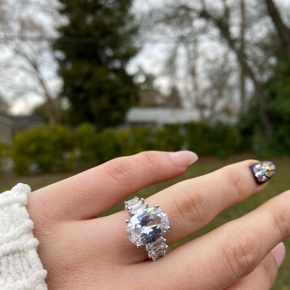 NEW Gorgeous 925 Sterling Silver Ring - Picture 9 of 9